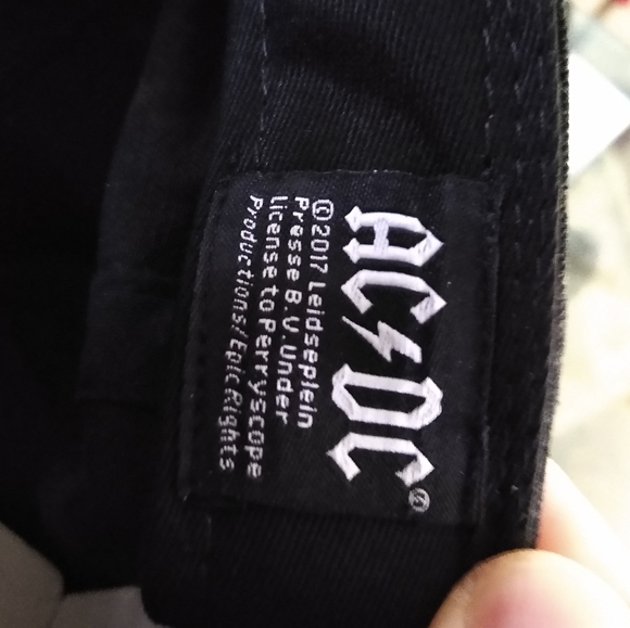 2017 Def Leppard hat new with tags - Picture 4 of 6